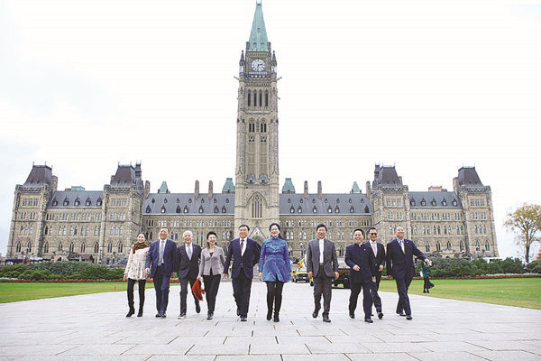 Chinese enterpreneurs at the Parliament Building during their visit to Canada in August, 2016.